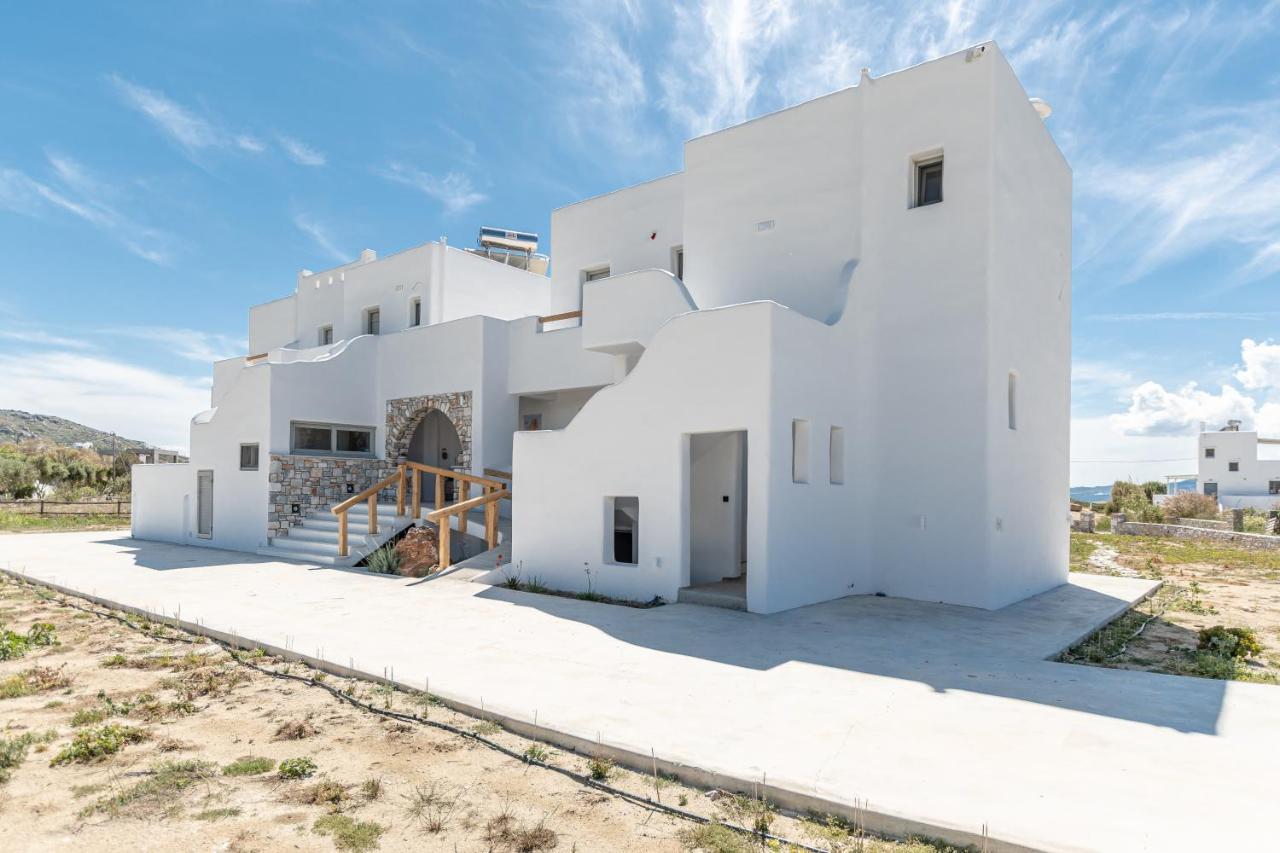 Sunshine Naxos *